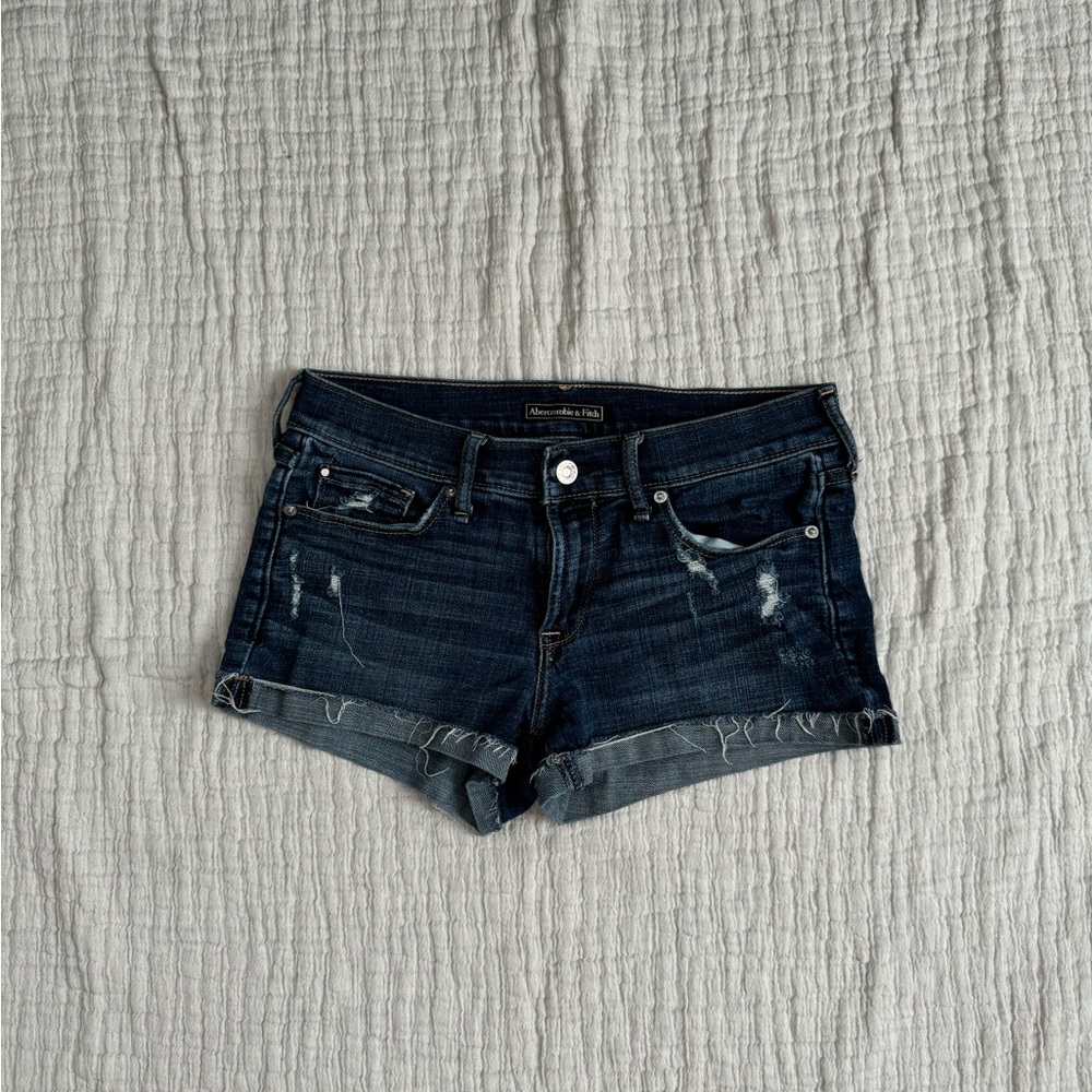 Abercrombie & Fitch Low Rise Dark Denim Shorts size 26